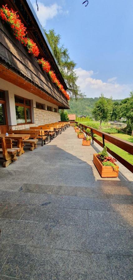 Zajazd Kaluzna Lacko Buitenkant foto